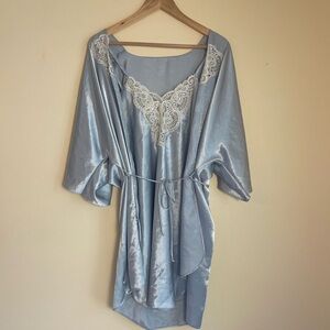 Vintage Satin Lingerie Set Robe & Slip Blue Ivory Lace Made in USA Romantic S